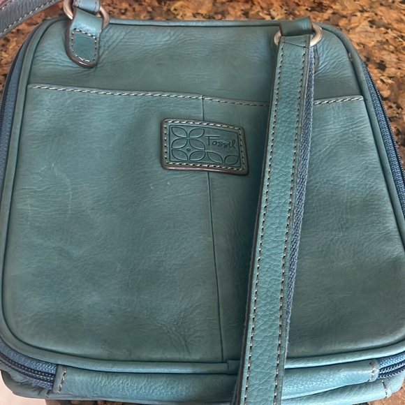 FOSSIL blue small traveler crossbody bag with silver hardware - Picture 5 of 7